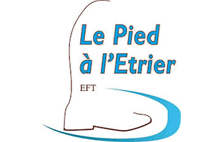 Le Pied à l’Étrier