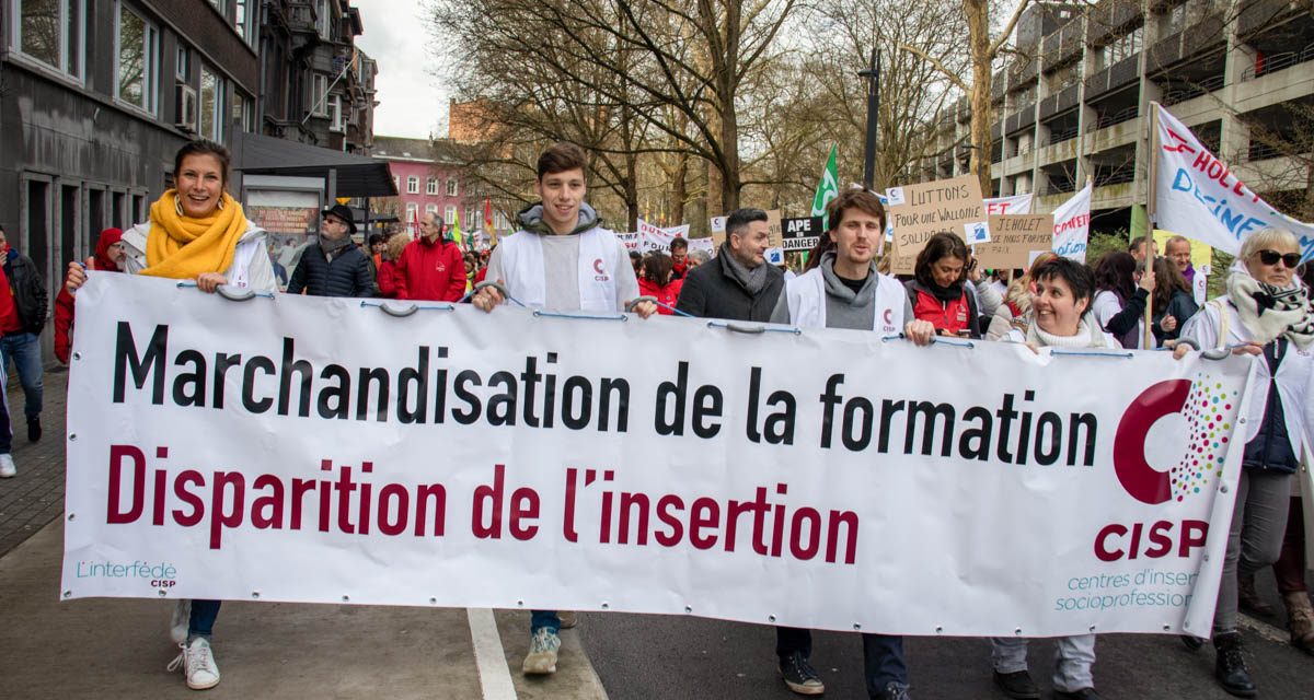 On lâche rien !… les Photos de la manif du 18 mars