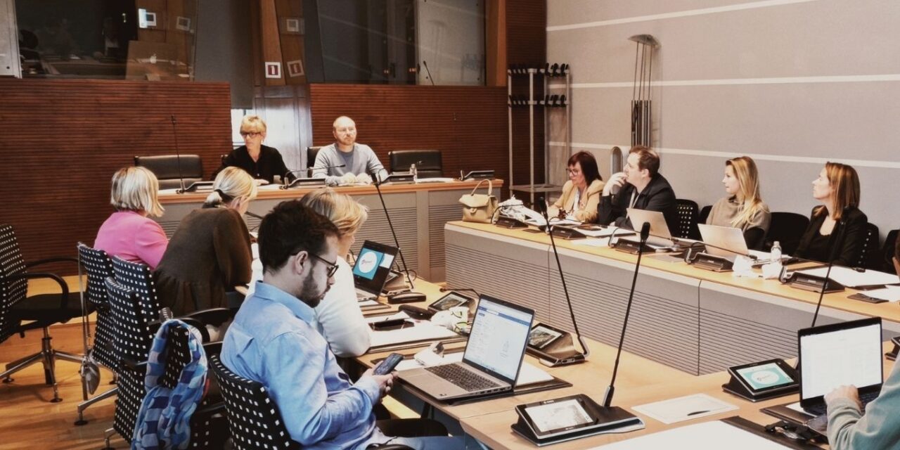Rencontre avec des députés de la commission emploi du parlement Wallon